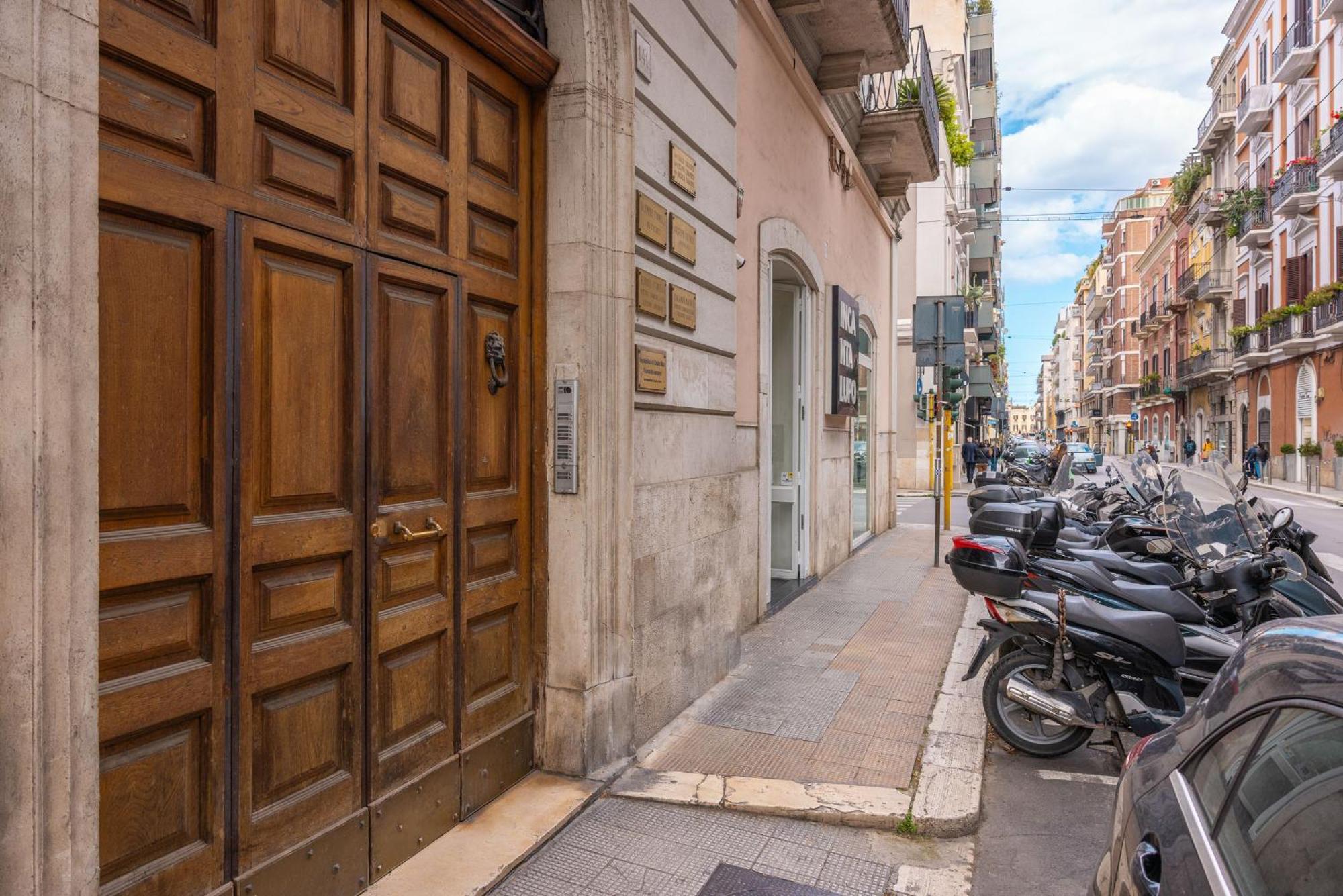 Apartament Chic House Bari Zewnętrze zdjęcie
